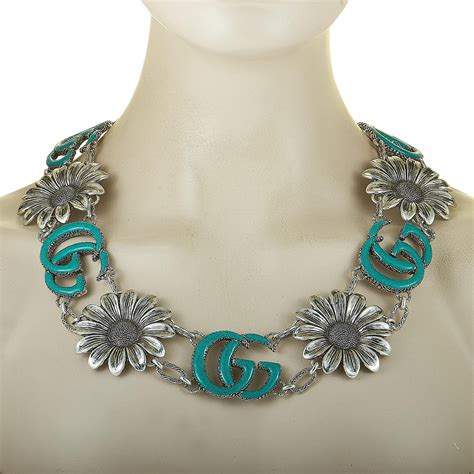 gucci flower necklace.